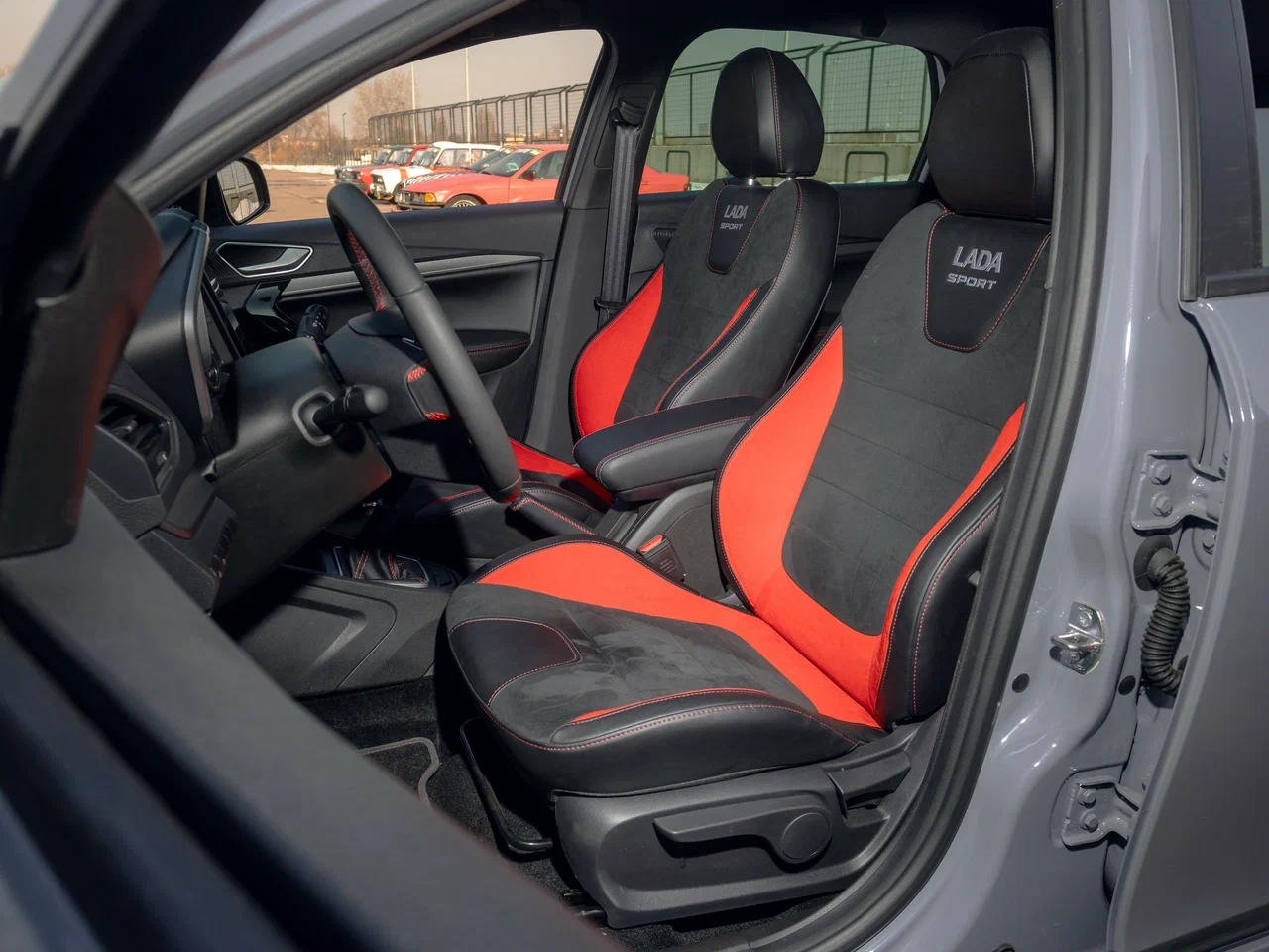 Lada Vesta SW Sport - фото №26