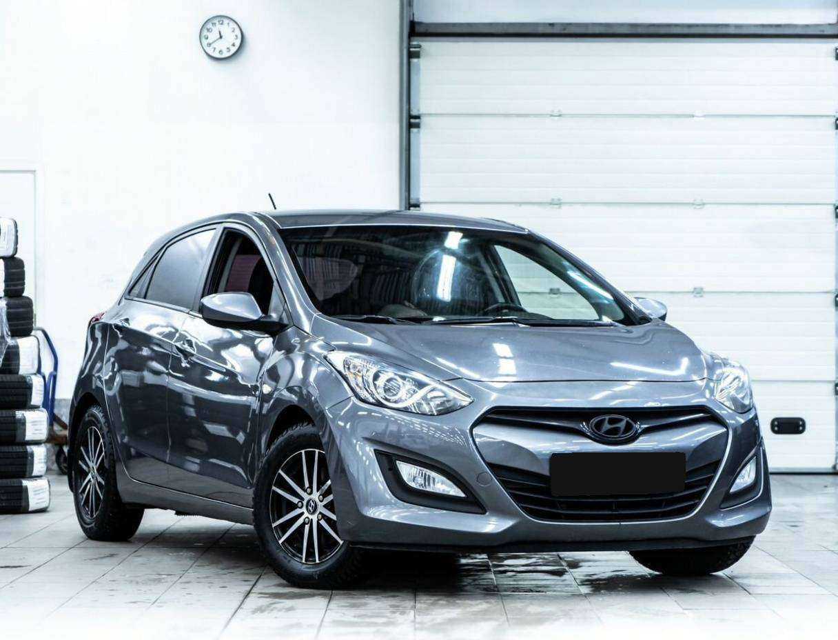Hyundai i30, 2014 - фото №2