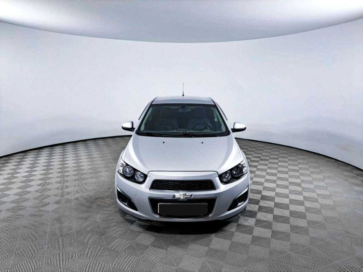 Chevrolet Aveo, 2012 - фото №2