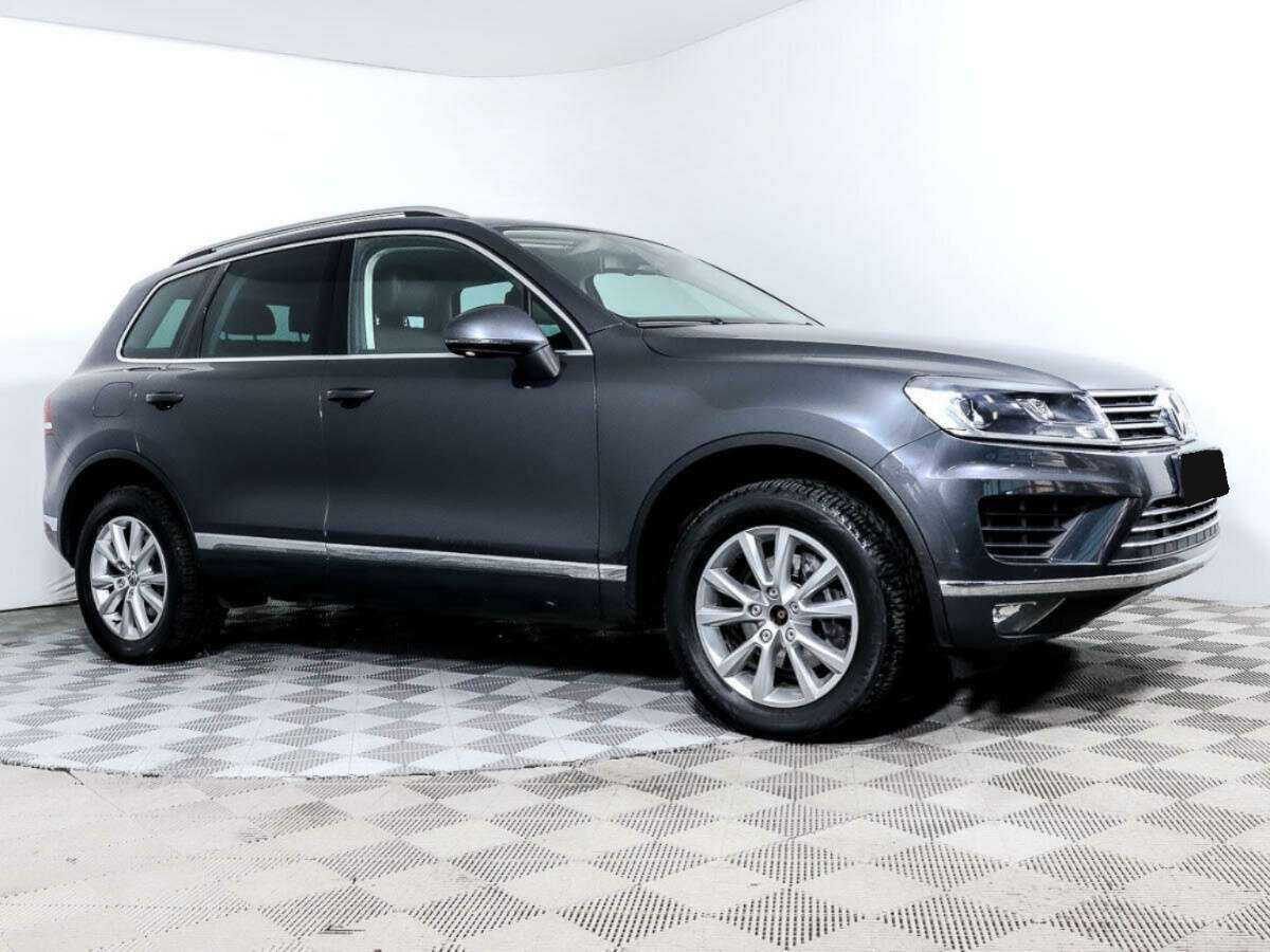 Volkswagen Touareg, 2016 - фото №3