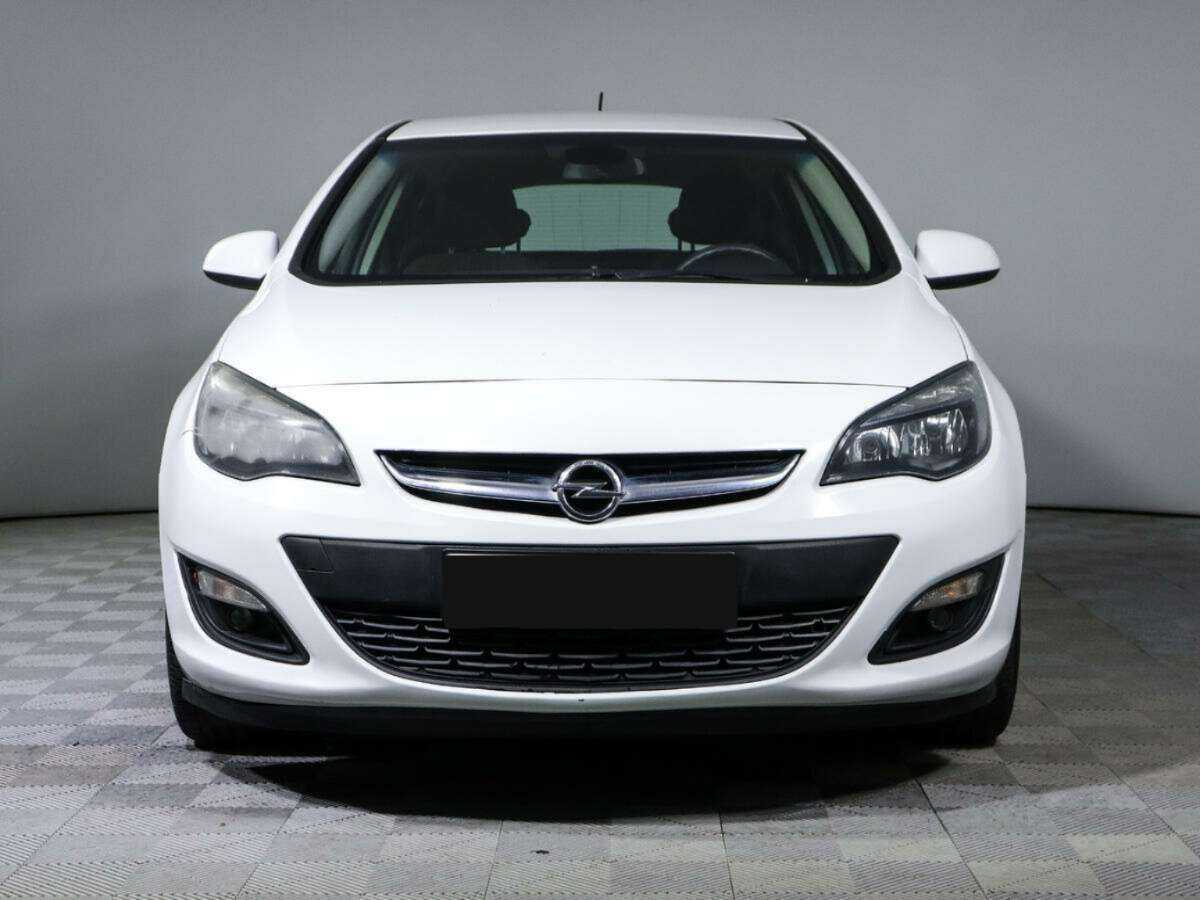 Opel Astra, 2012 - фото №2