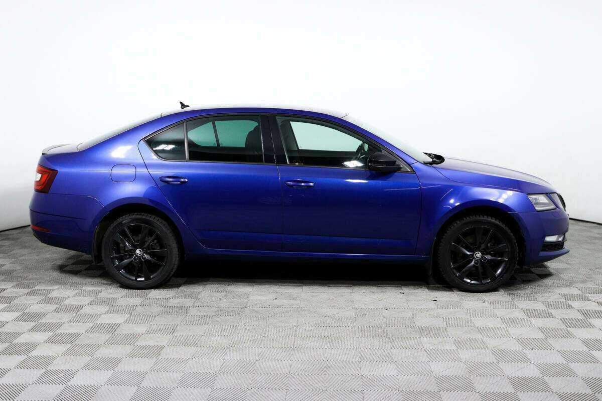 Skoda Octavia, 2018 - фото №4