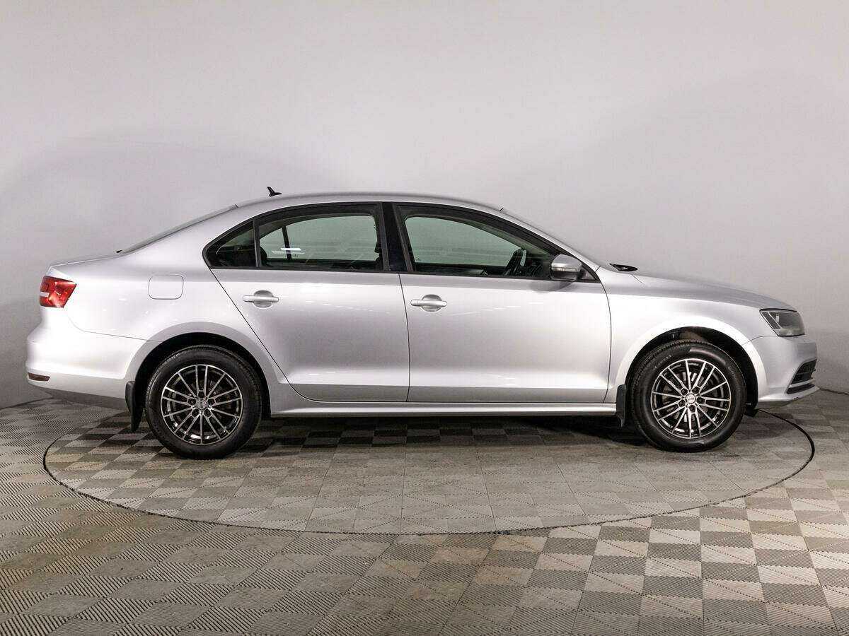 Volkswagen Jetta, 2015 - фото №4