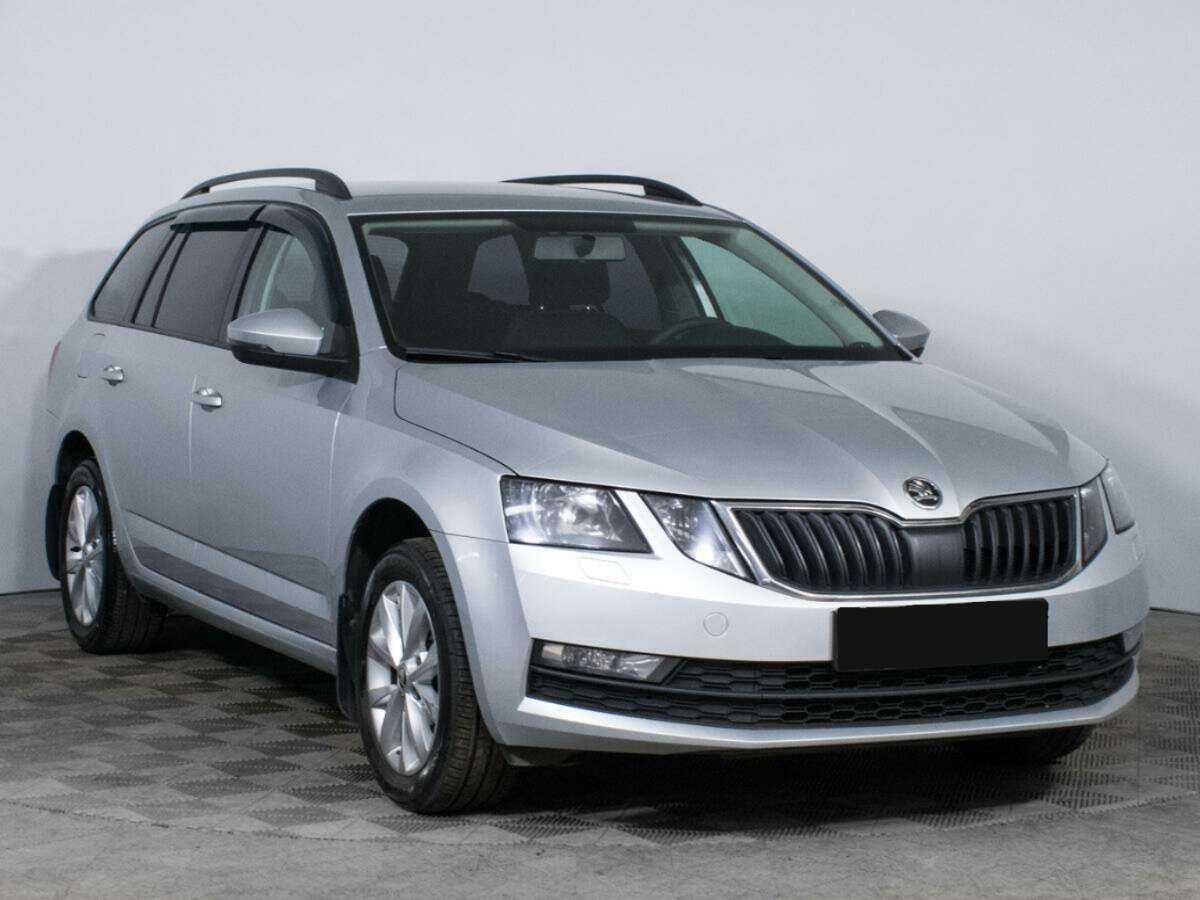 Skoda Octavia, 2018 - фото №3