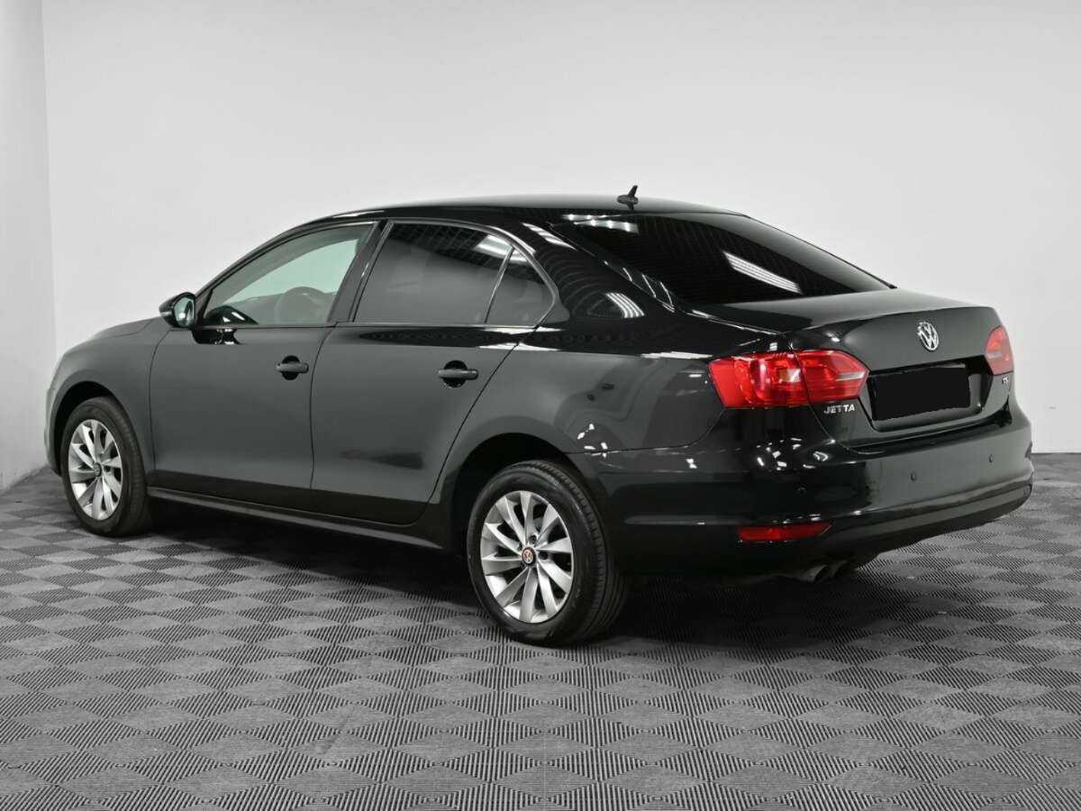 Volkswagen Jetta, 2012 - фото №4