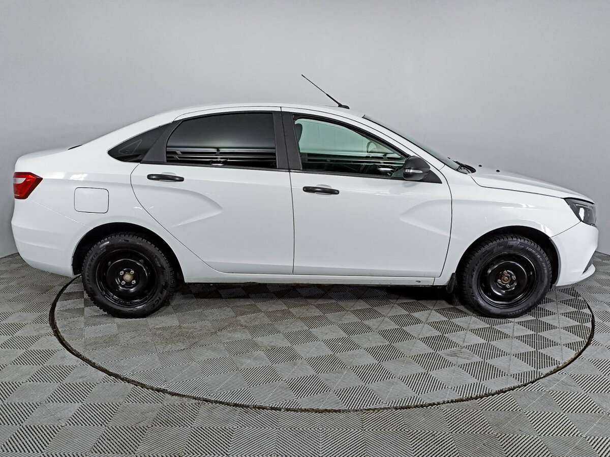 Lada (ВАЗ) Vesta, 2021 - фото №4