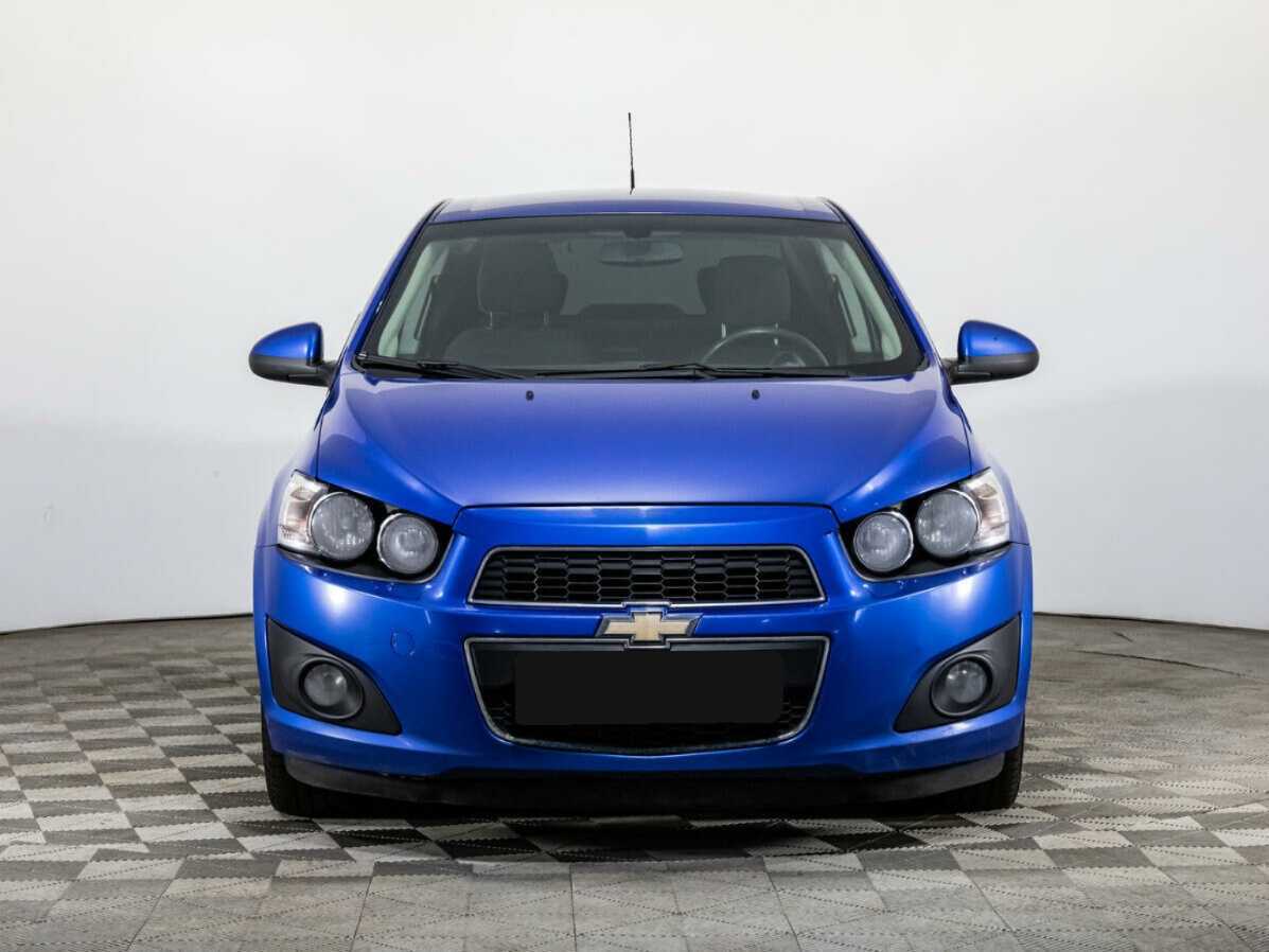 Chevrolet Aveo, 2012 - фото №2