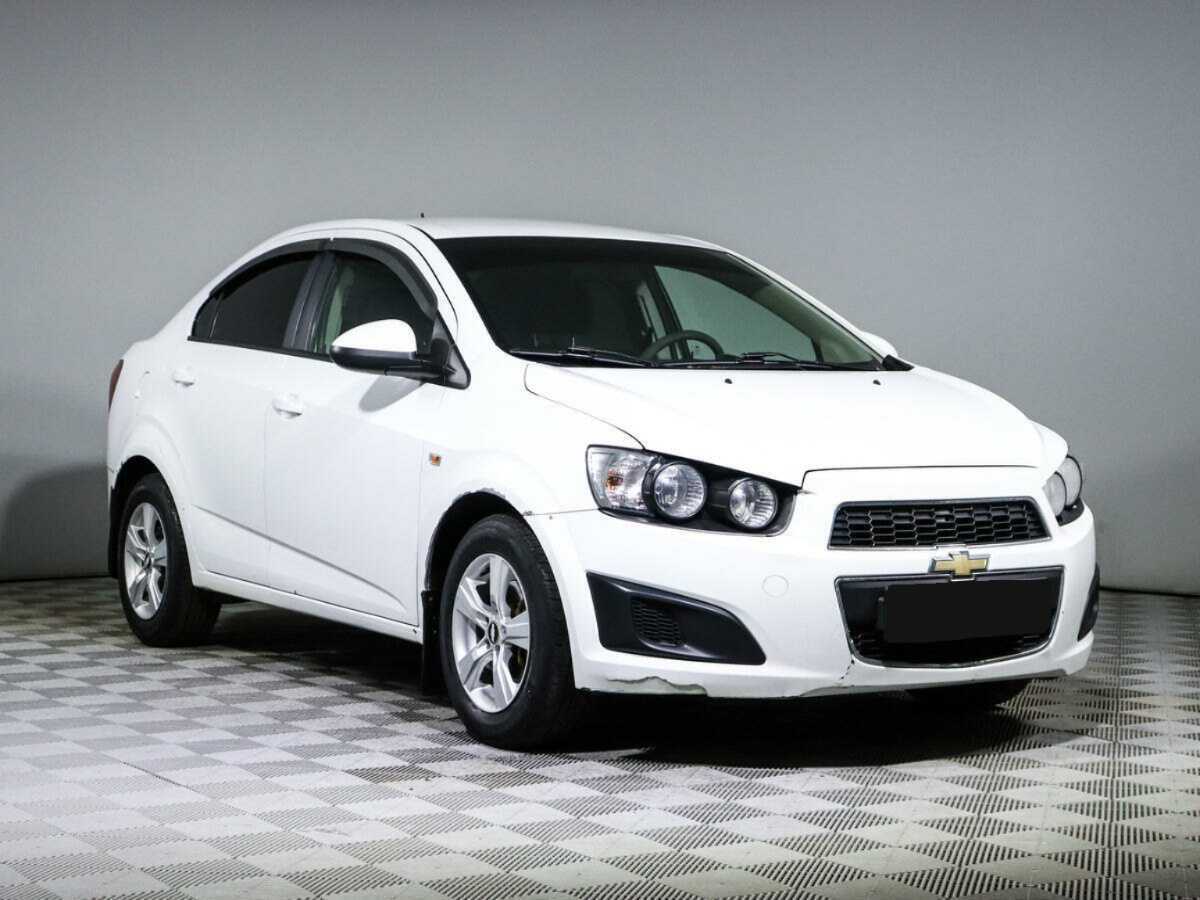 Chevrolet Aveo, 2012 - фото №3