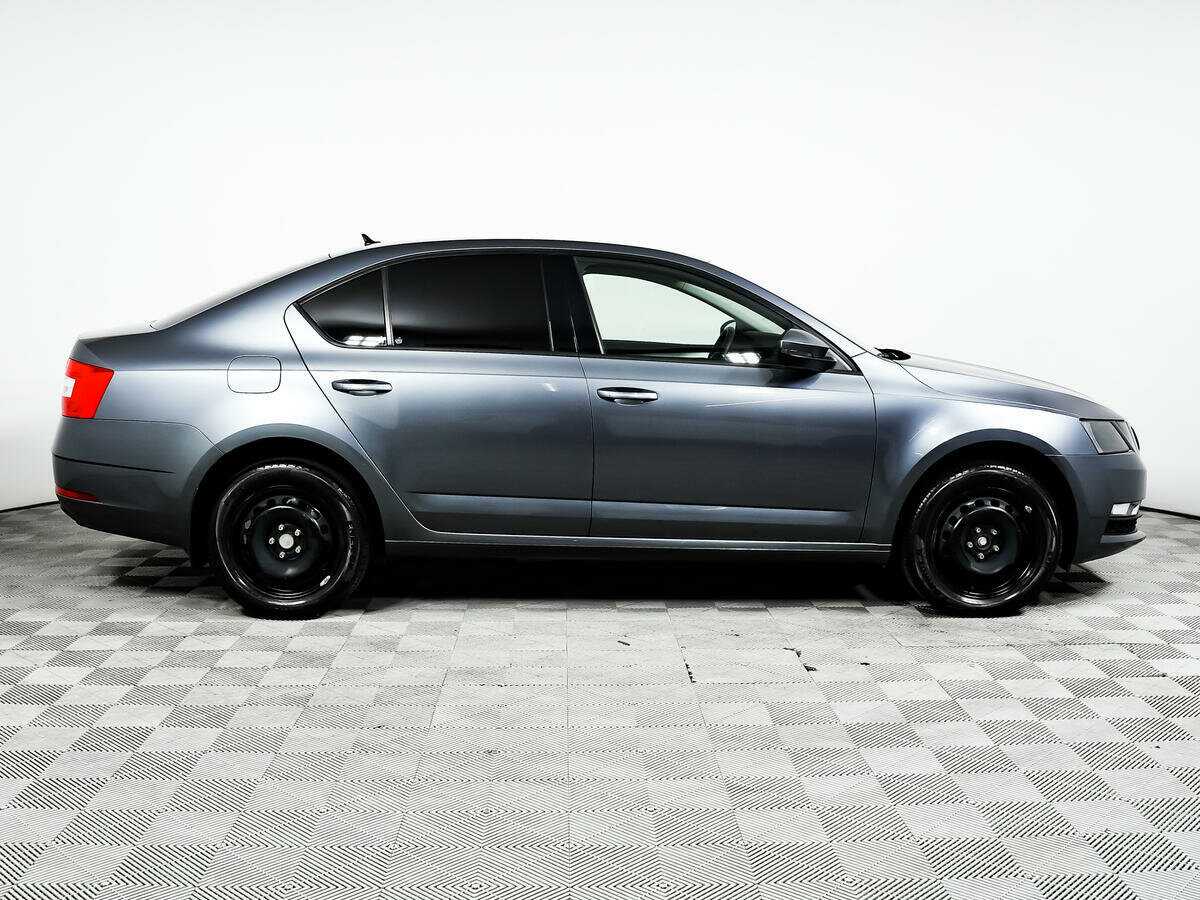 Skoda Octavia, 2019 - фото №4