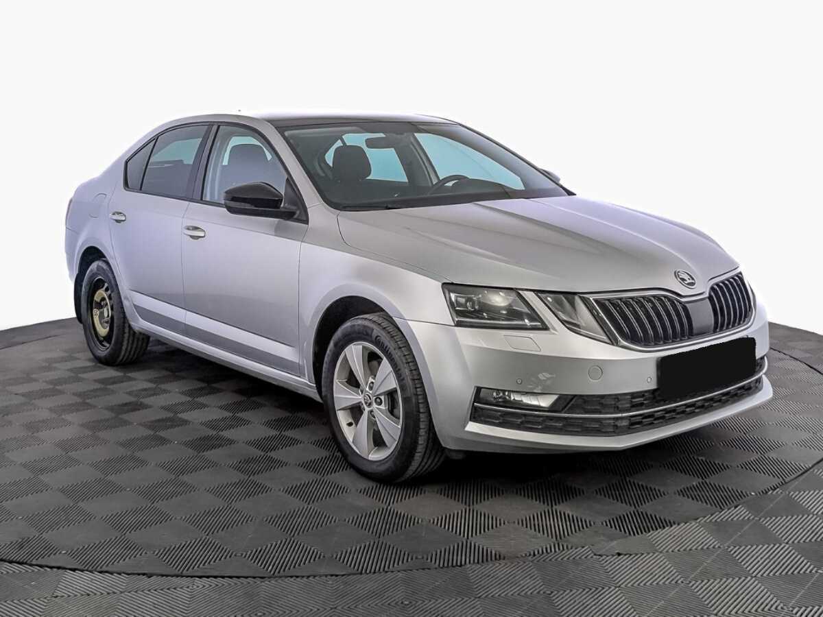 Skoda Octavia, 2018 - фото №3