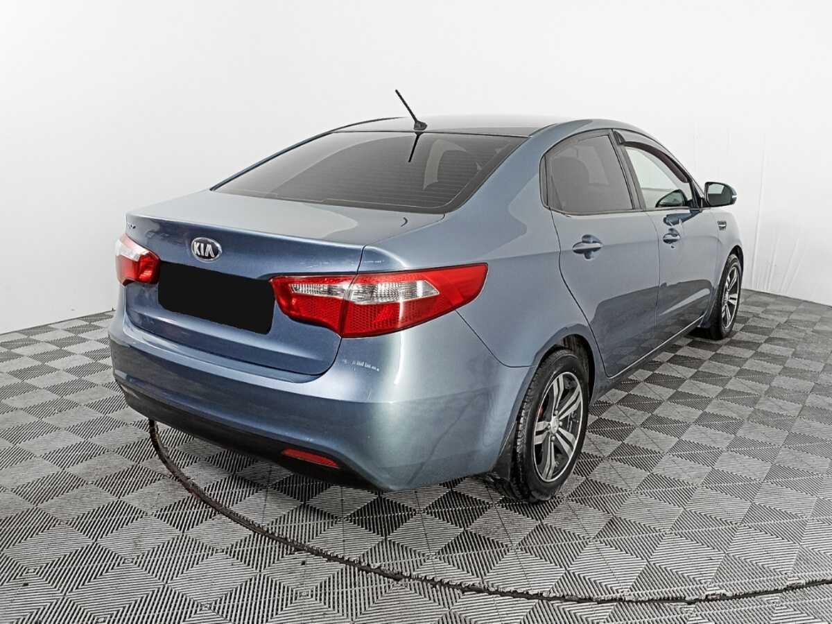 Kia Rio 5-speed, 2013 - фото №4
