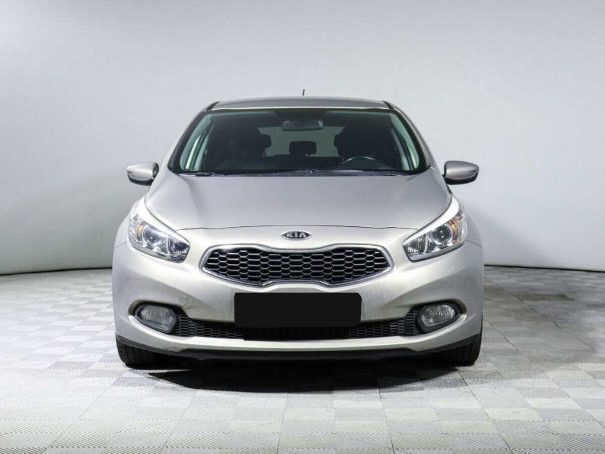 Kia Ceed, 2012 - фото №2