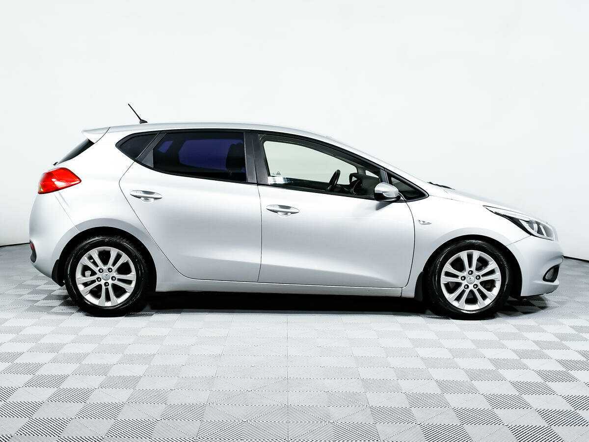 Kia Ceed, 2012 - фото №4