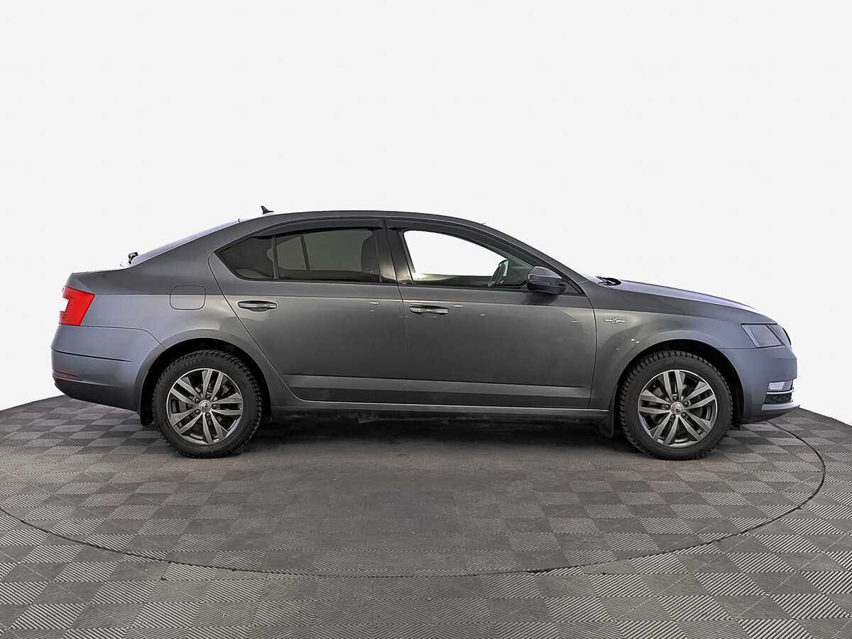 Skoda Octavia, 2018 - фото №4