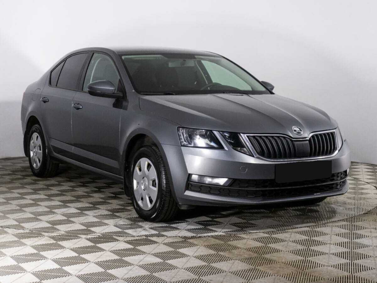 Skoda Octavia, 2018 - фото №3