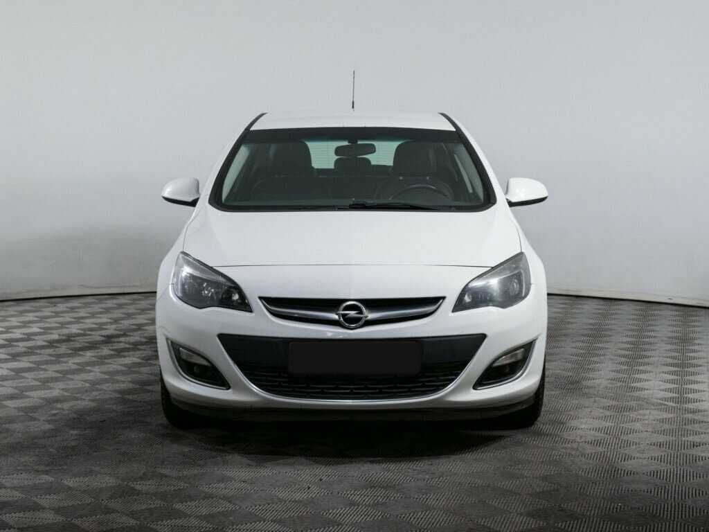 Opel Astra, 2013 - фото №2