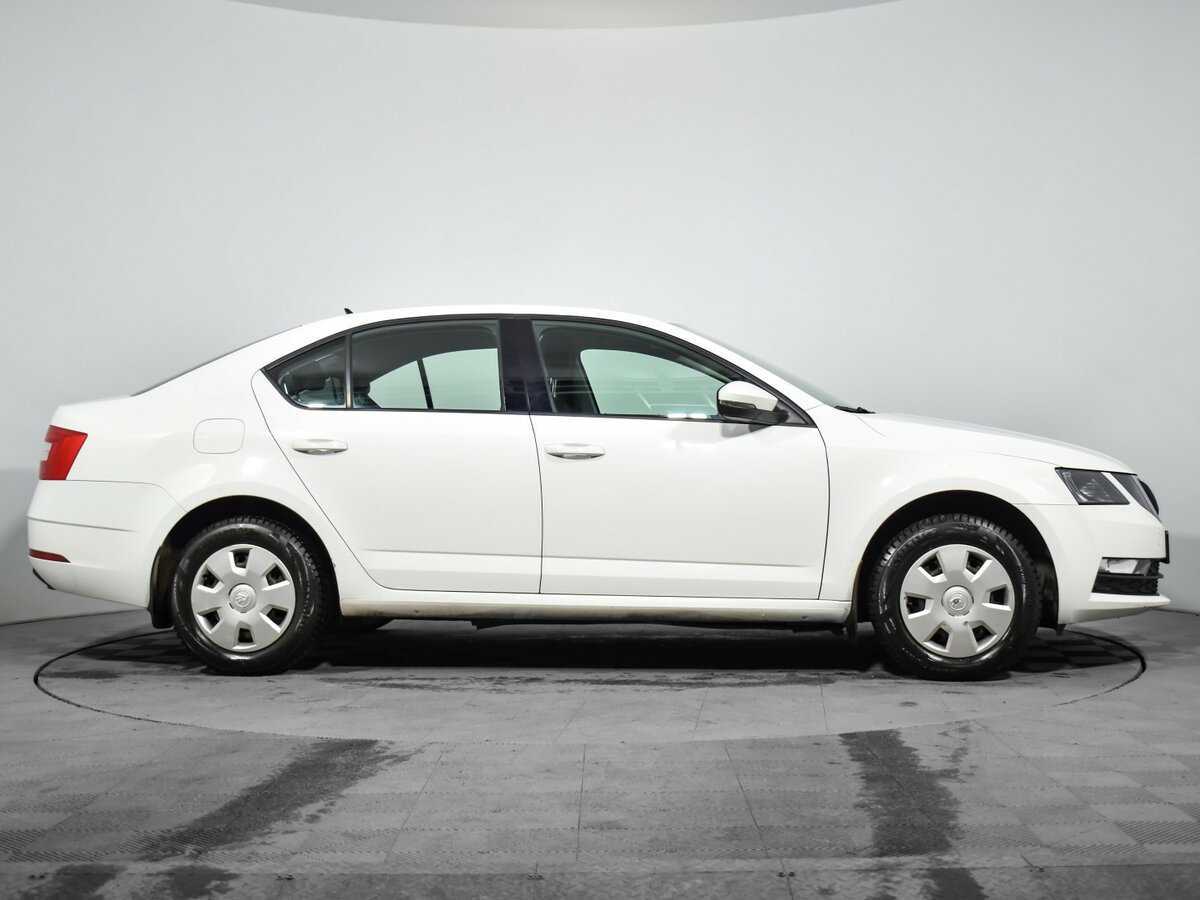 Skoda Octavia, 2019 - фото №4