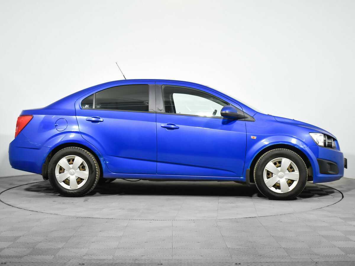 Chevrolet Aveo, 2012 - фото №4
