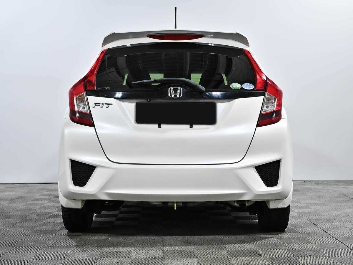 Honda Fit, 2016 - фото №4