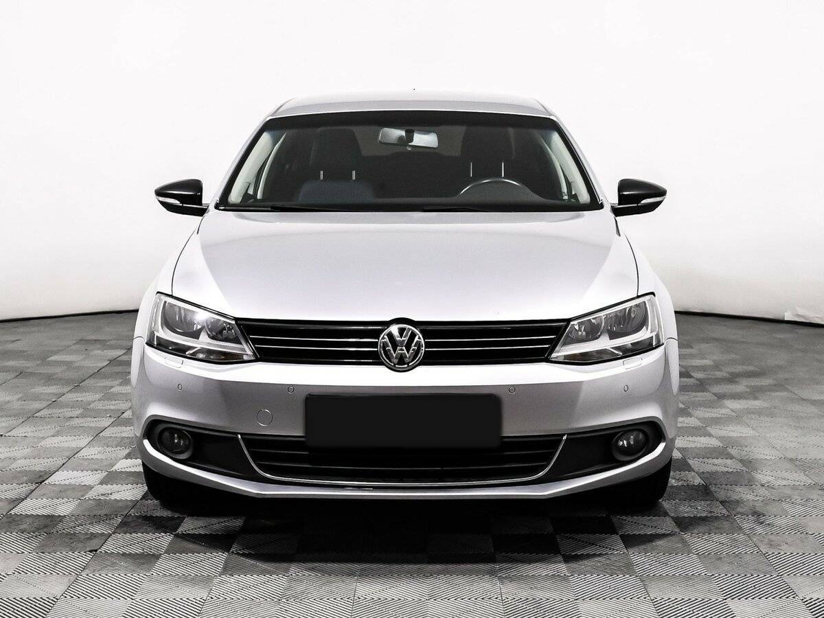 Volkswagen Jetta, 2013 - фото №2