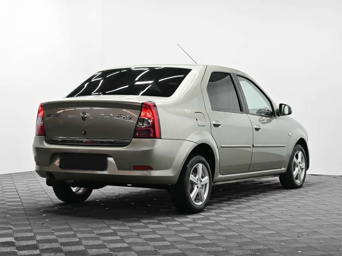 Renault Logan, 2013 - фото №4