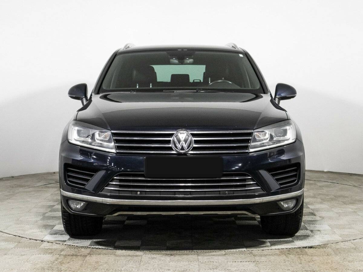 Volkswagen Touareg, 2016 - фото №2