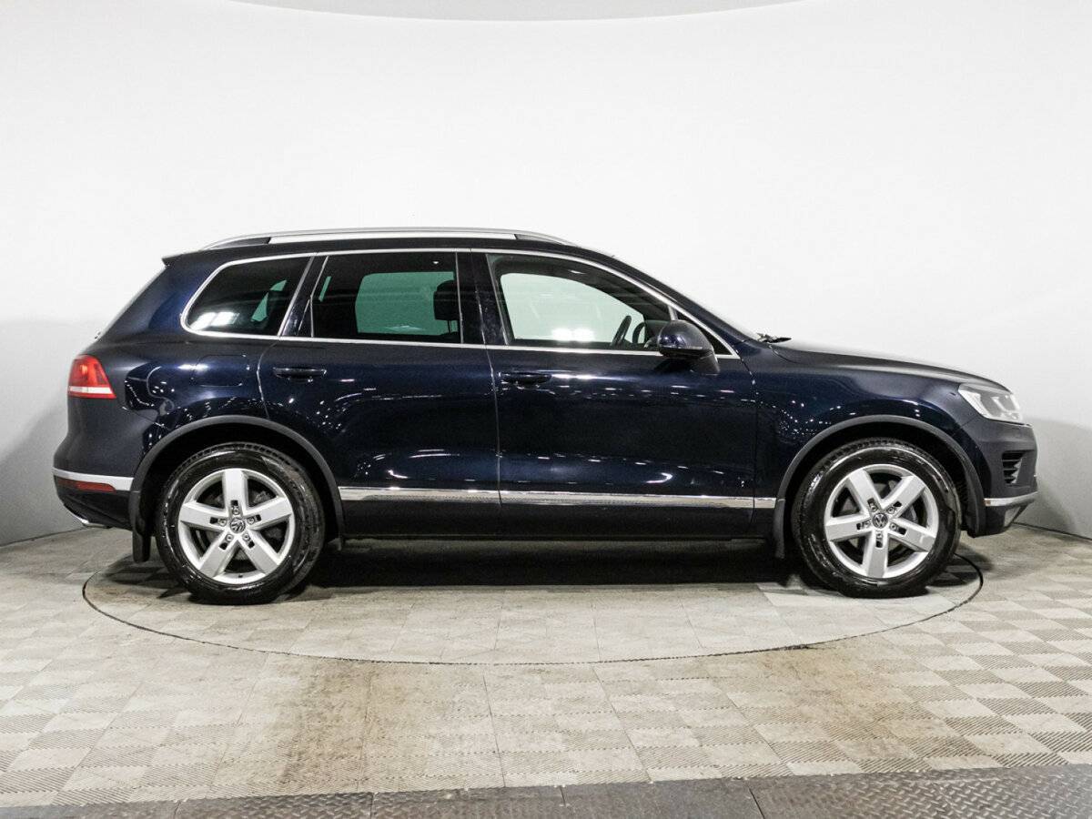 Volkswagen Touareg, 2016 - фото №4