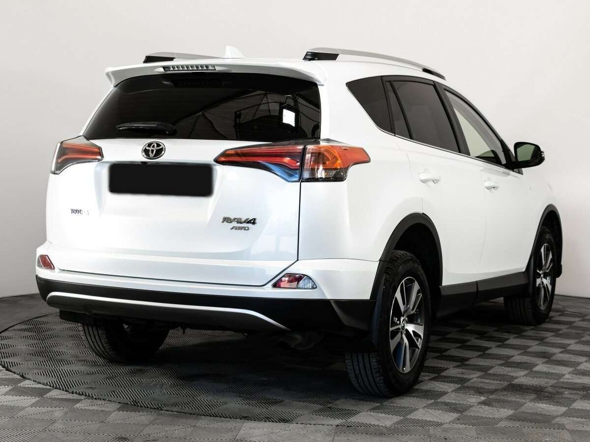 Toyota RAV4, 2018 - фото №4