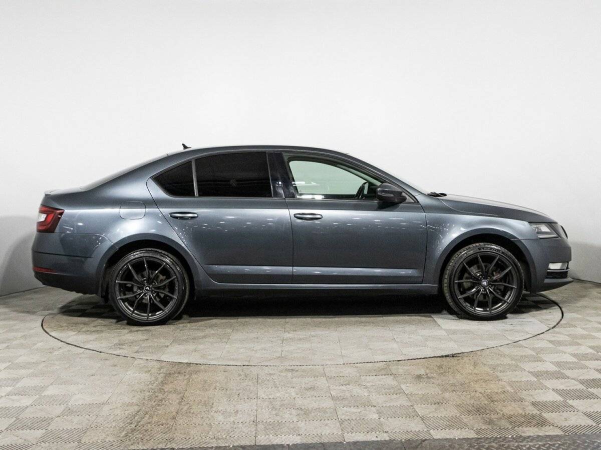 Skoda Octavia, 2018 - фото №4