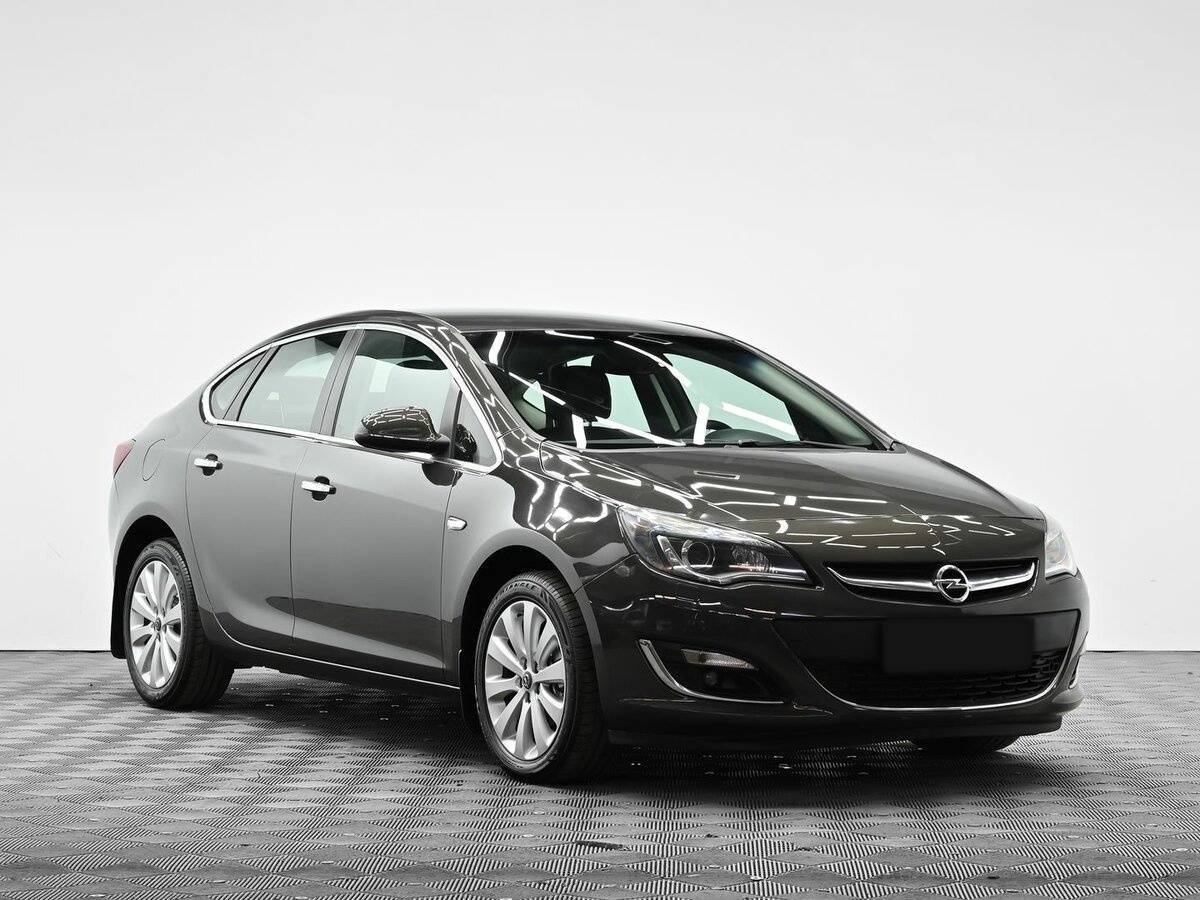 Opel Astra, 2013 - фото №2