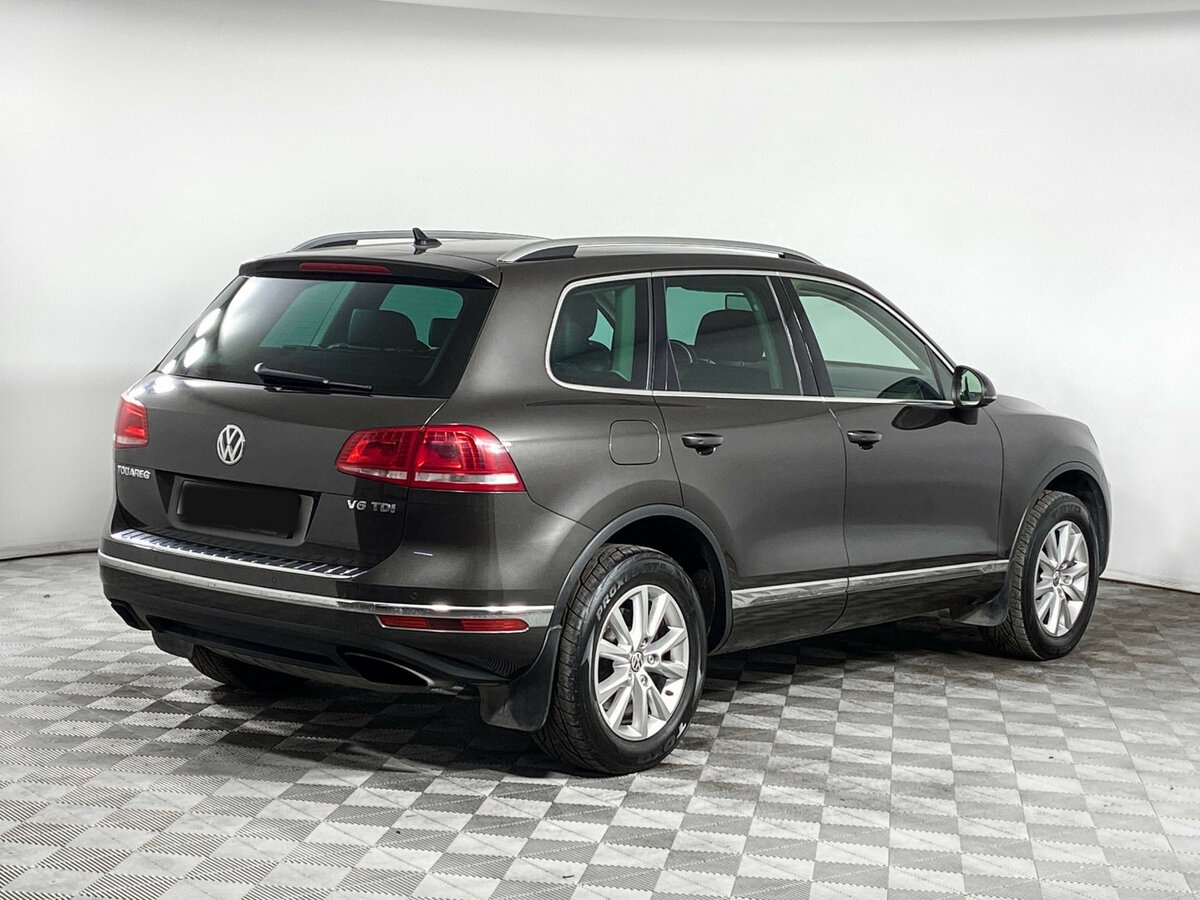 Volkswagen Touareg II Рестайлинг, 2015 - фото №4
