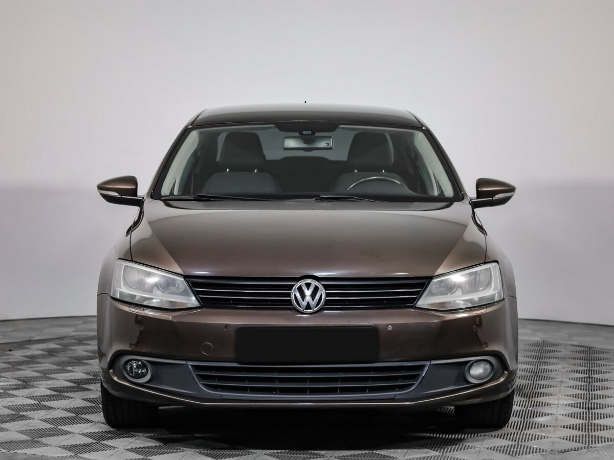 Volkswagen Jetta VI, 2014 - фото №2