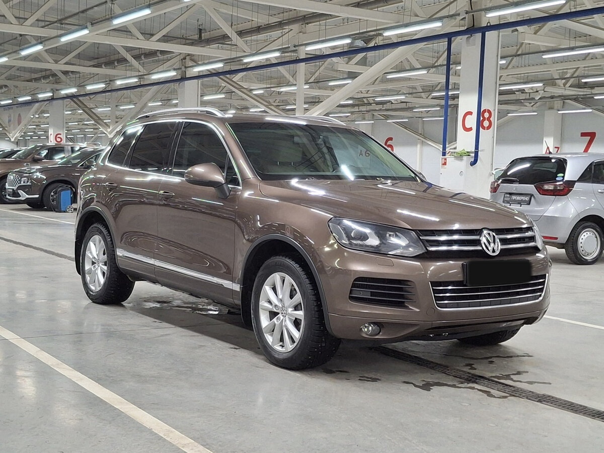 Volkswagen Touareg II, 2013 - фото №3