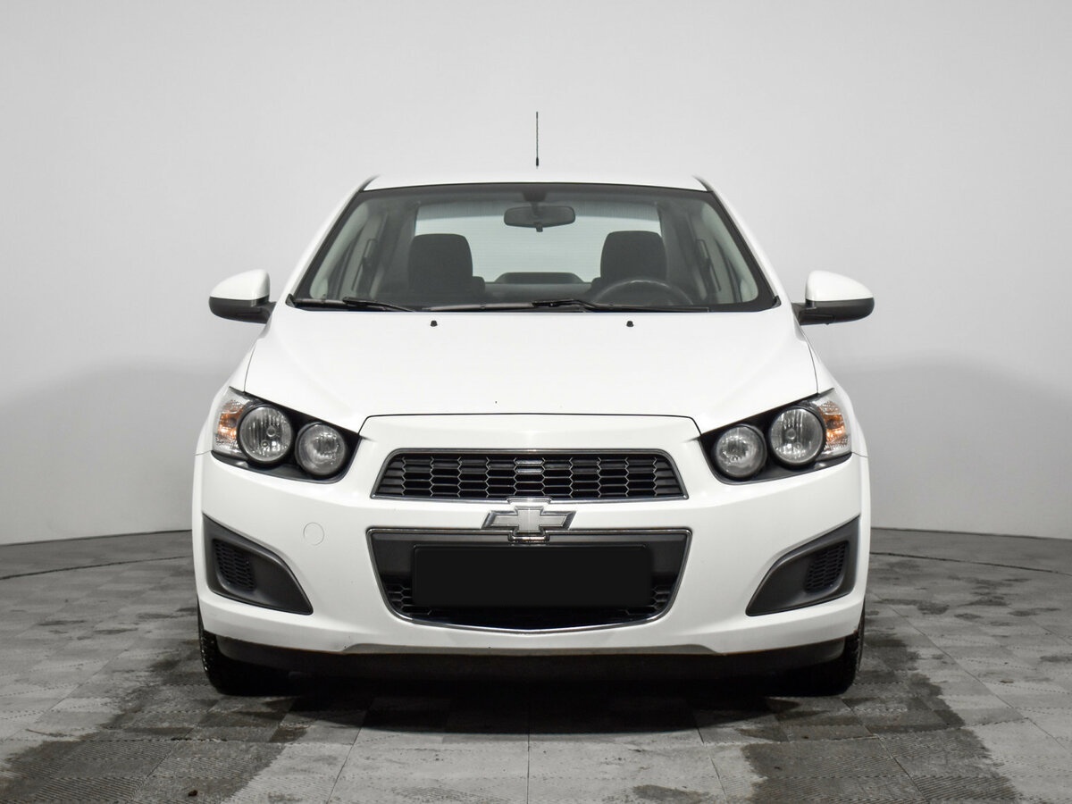 Chevrolet Aveo II, 2014 - фото №2