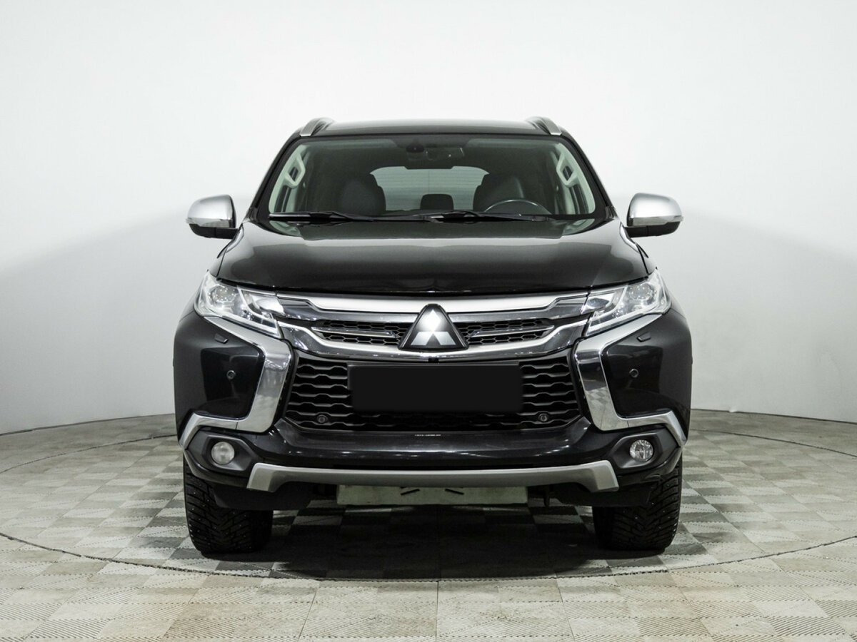 Mitsubishi Pajero Sport III, 2017 - фото №2