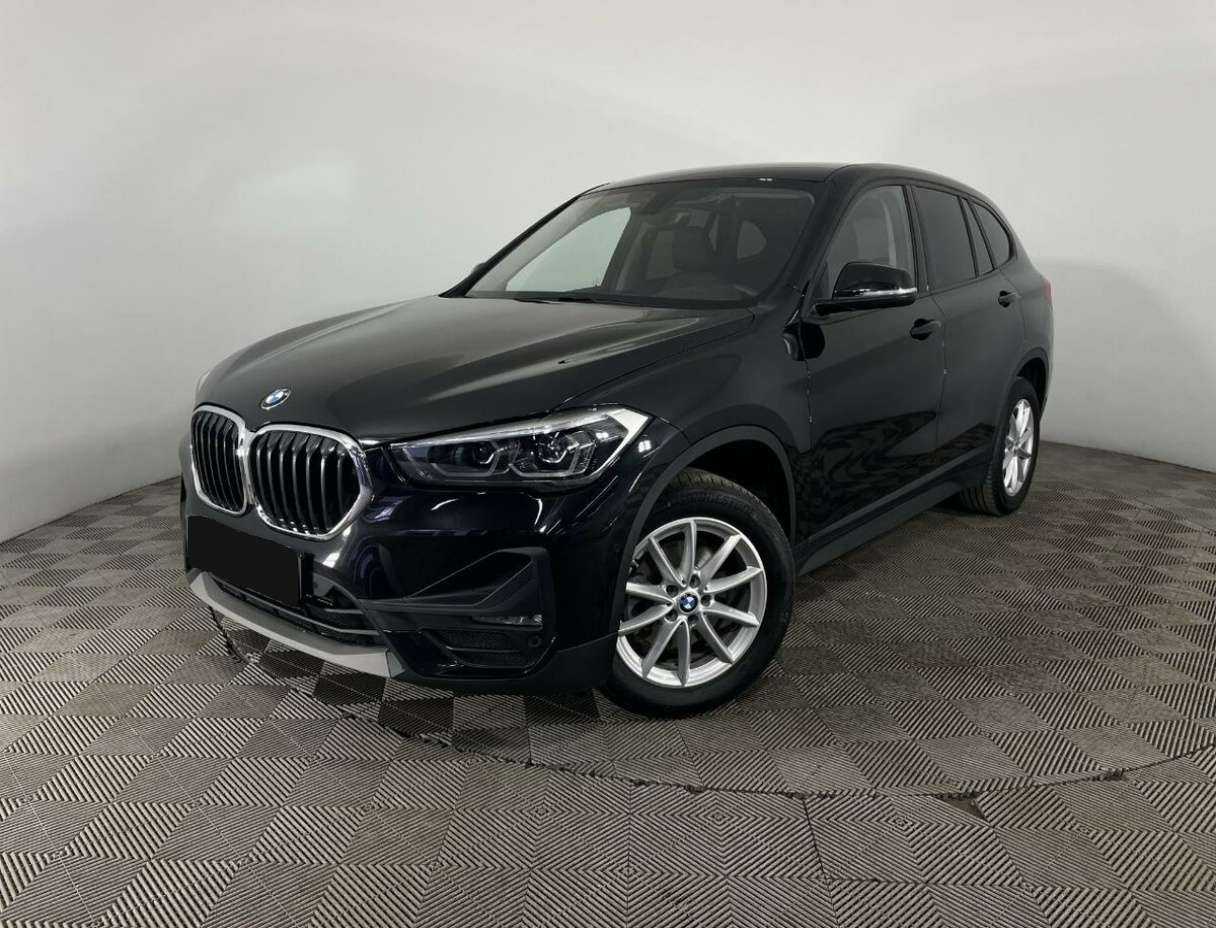 BMW X1 18i sDrive, 2021