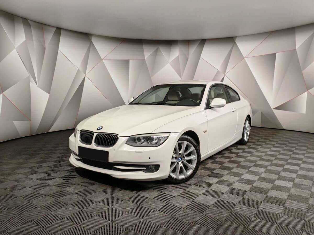 BMW 3 серии 320i, 2012