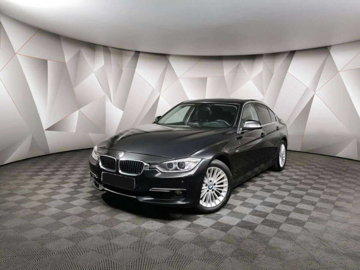 BMW 3 серии 320i, 2013