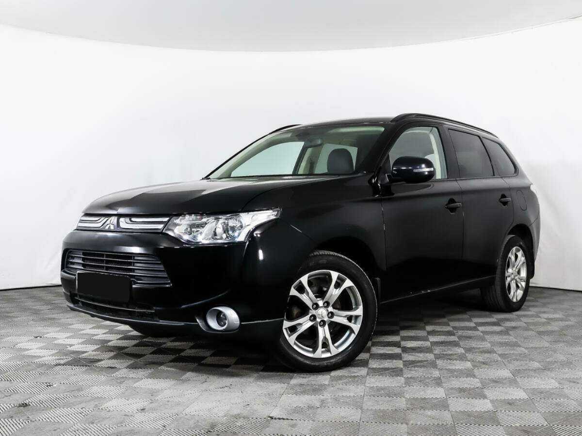 Mitsubishi Outlander, 2013