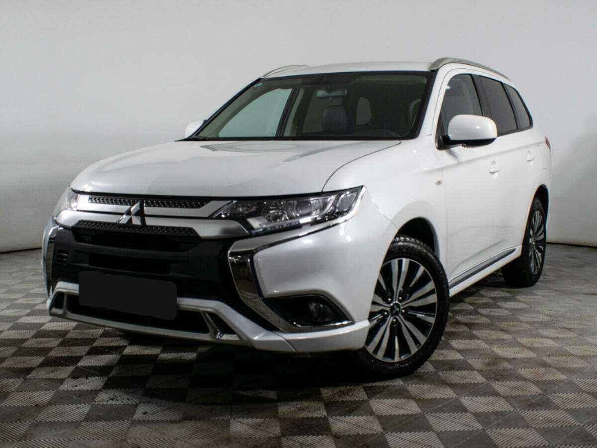 Mitsubishi Outlander, 2022