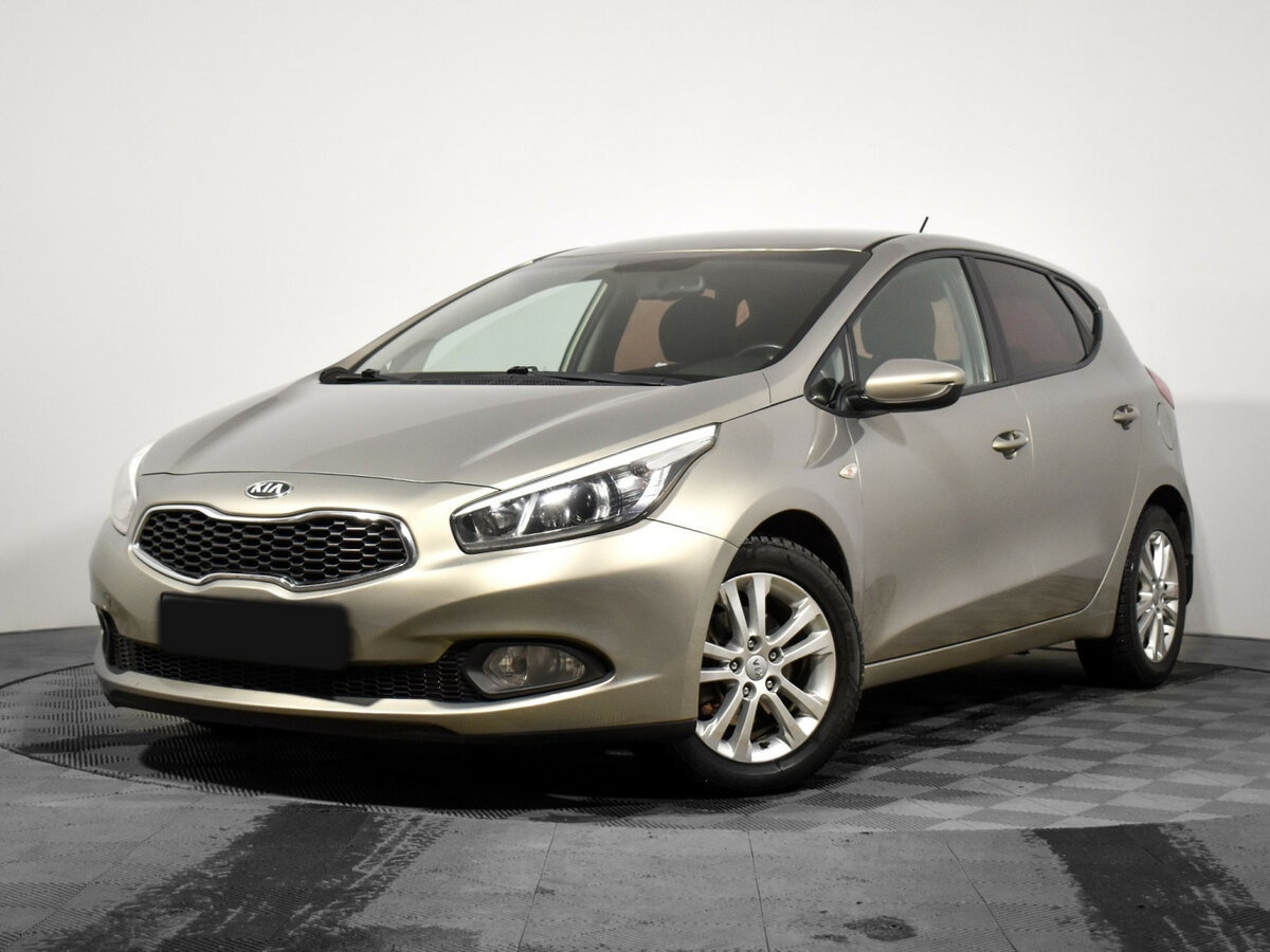 Kia Ceed II, 2012